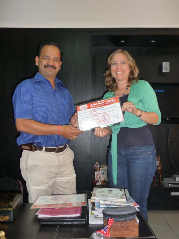 Meditation practice at Anahat Yoga Pune